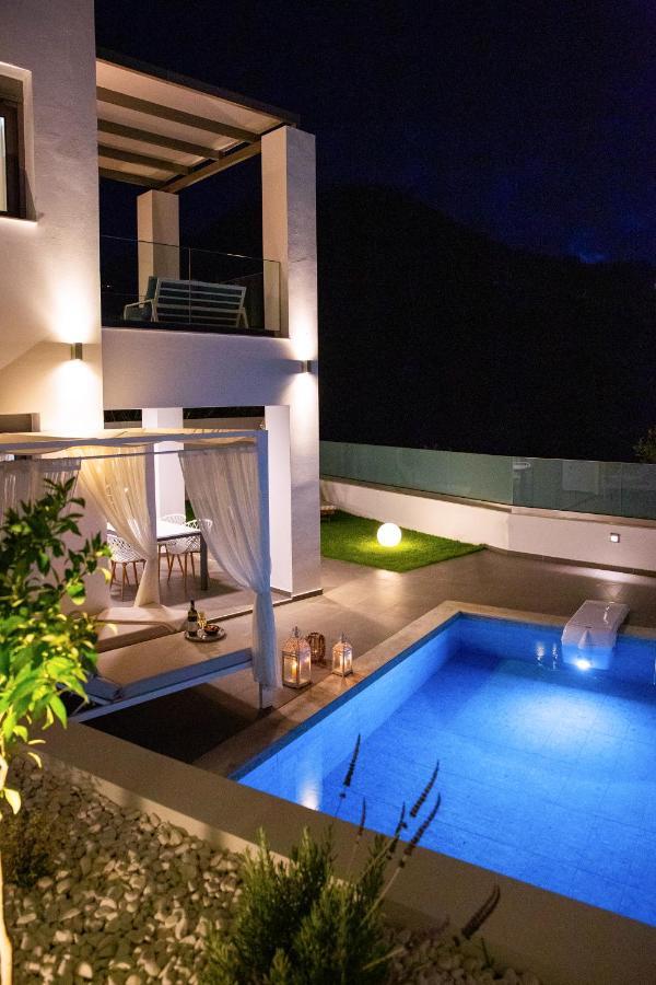 Adrianna Villa 4Ppl Bali  Εξωτερικό φωτογραφία